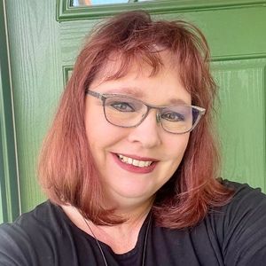 Meet your Posher, Kelli